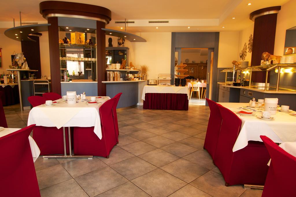 Hotel Zum Loewen Mörfelden-Walldorf Екстериор снимка