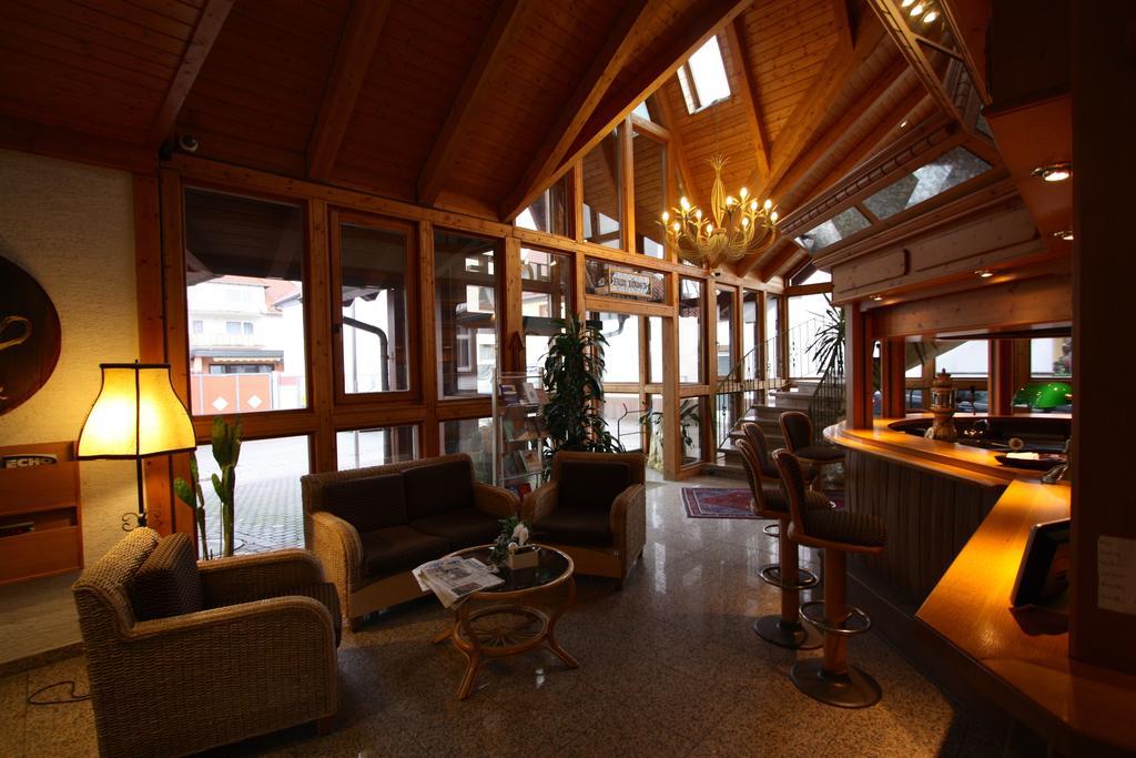 Hotel Zum Loewen Mörfelden-Walldorf Екстериор снимка