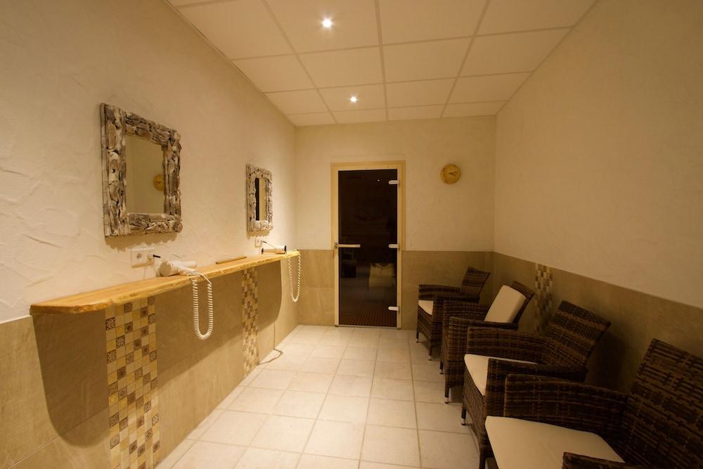 Hotel Zum Loewen Mörfelden-Walldorf Екстериор снимка