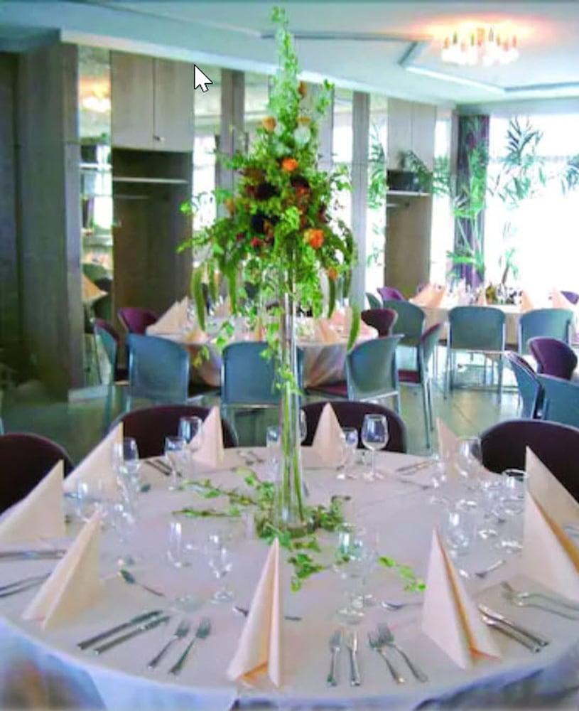 Hotel Zum Loewen Mörfelden-Walldorf Екстериор снимка