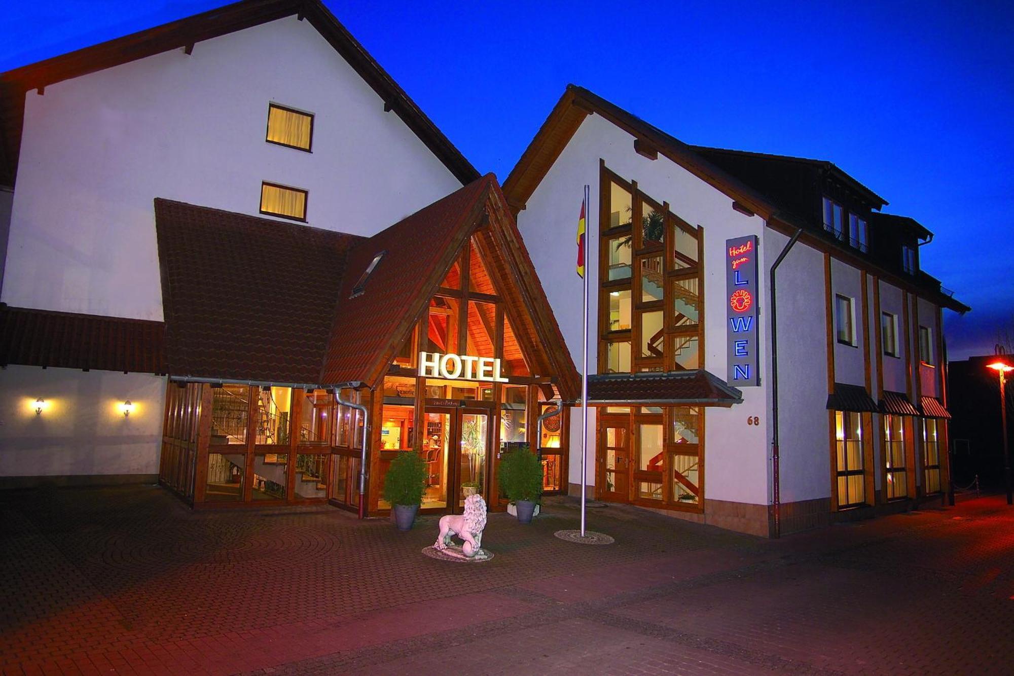 Hotel Zum Loewen Mörfelden-Walldorf Екстериор снимка