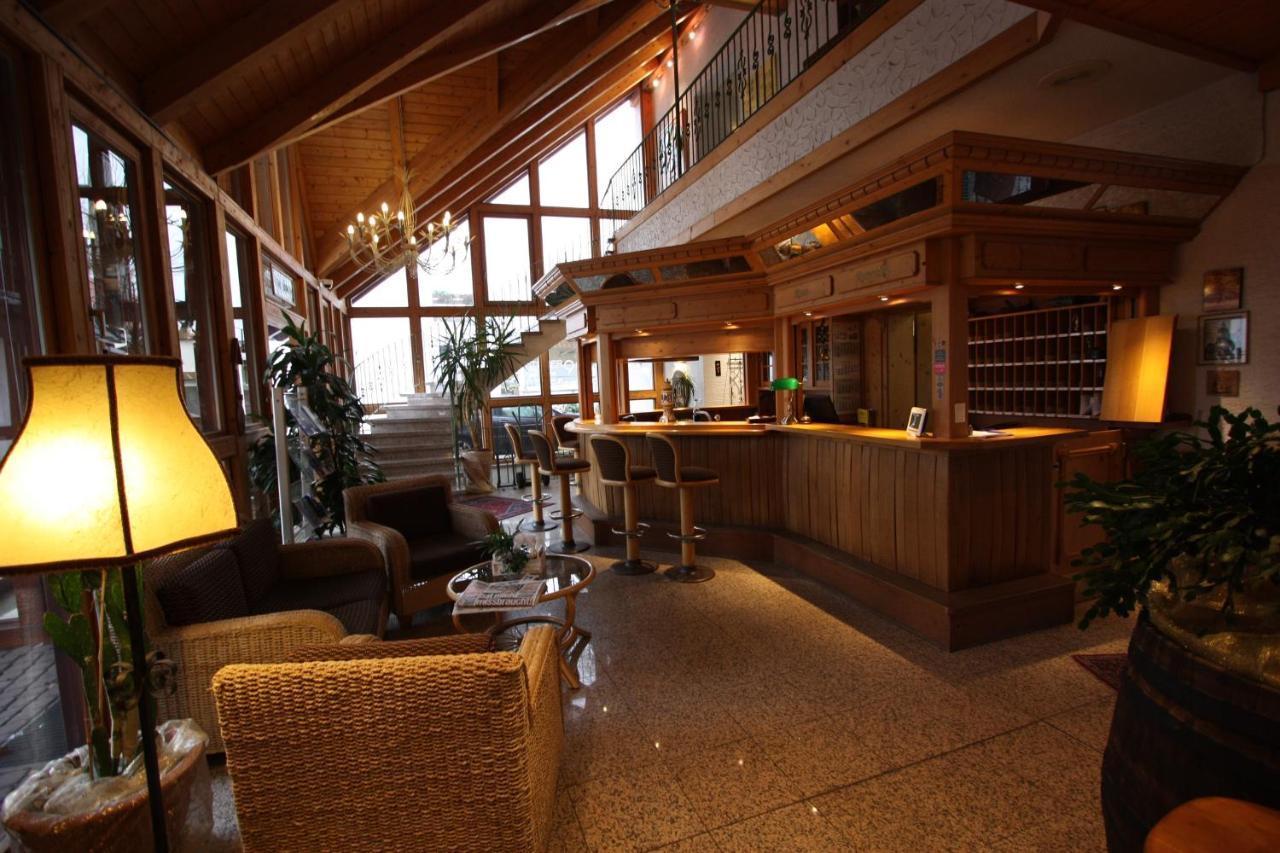Hotel Zum Loewen Mörfelden-Walldorf Екстериор снимка