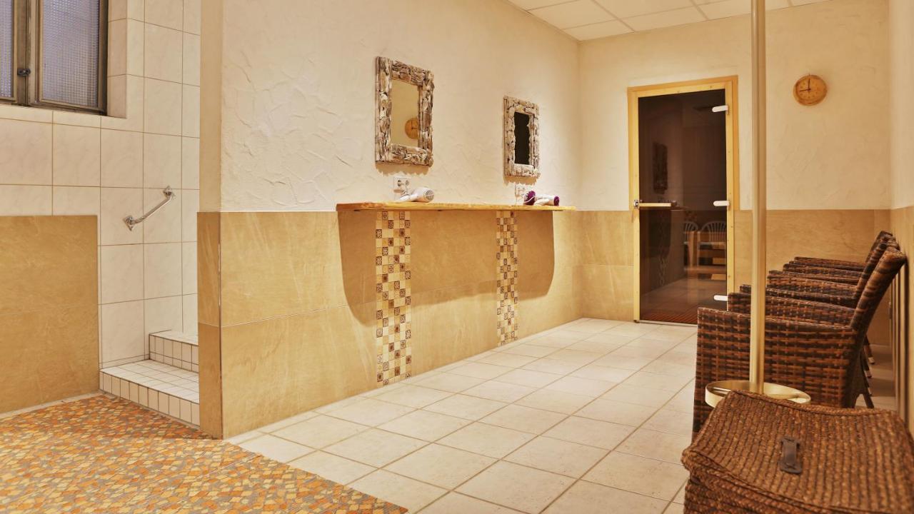 Hotel Zum Loewen Mörfelden-Walldorf Екстериор снимка